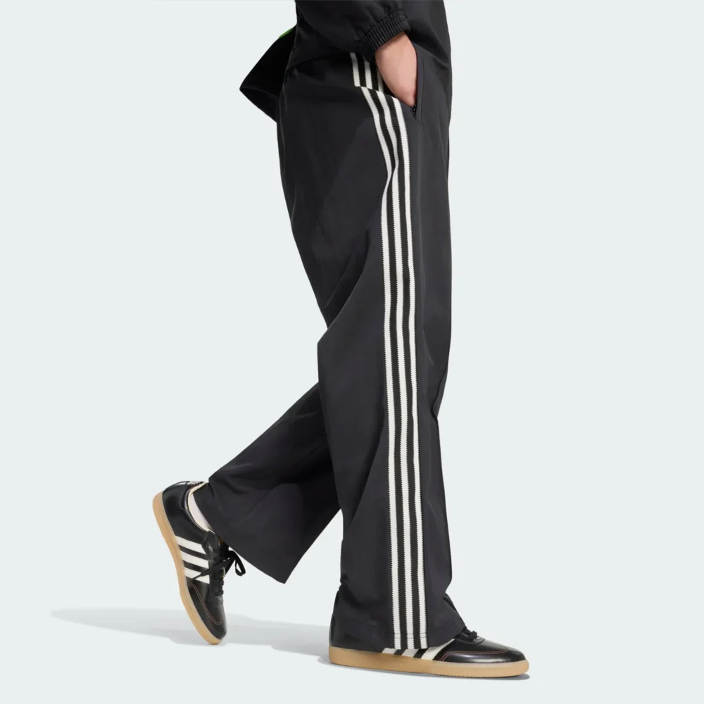 BLACK BRITCORE TRACKPANT