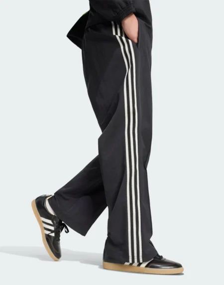 BLACK BRITCORE TRACKPANT